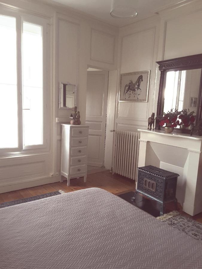La Maison Des Thermes, Chambre D'Hote Saintes Esterno foto
