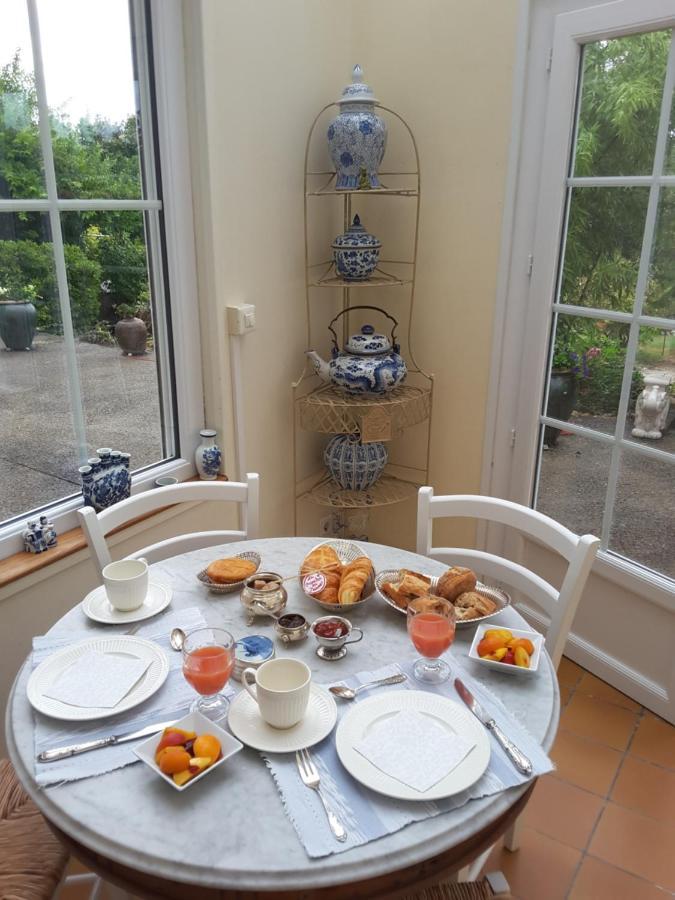 La Maison Des Thermes, Chambre D'Hote Saintes Esterno foto